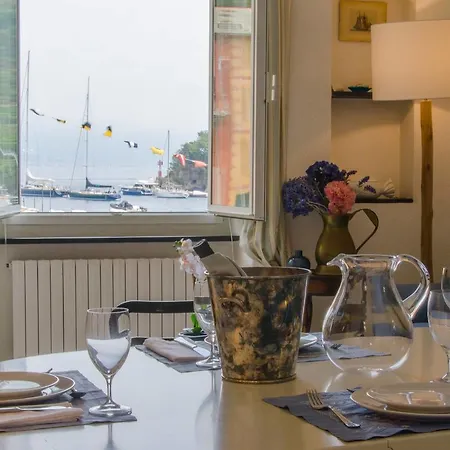 Altido Flat With Splendid View Of The Port Of * Portofino